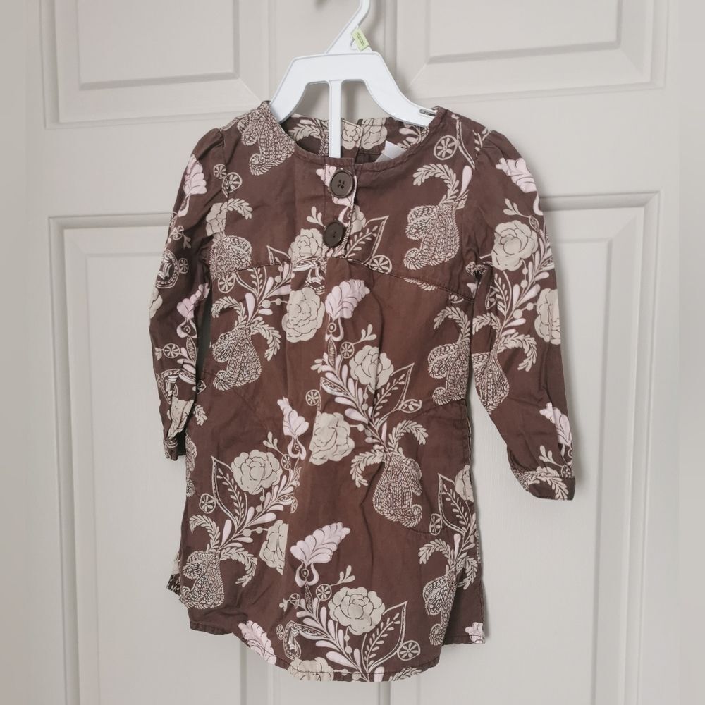 5/$10 Old Navy dress size 18-24 m